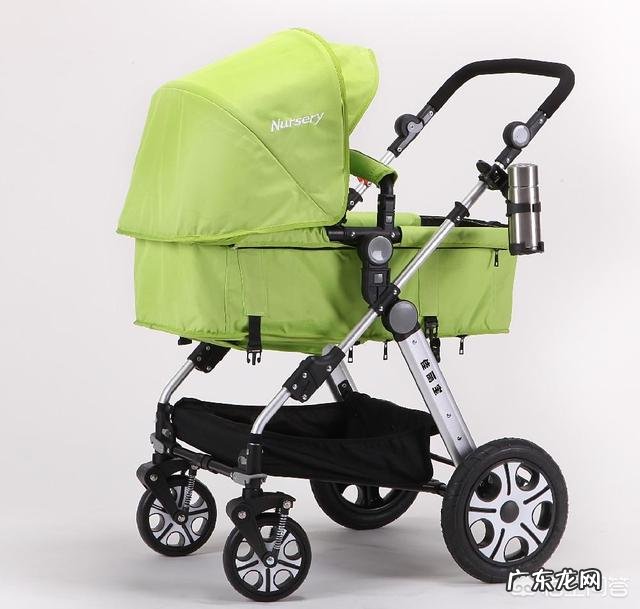 宝宝几个月可以坐婴儿车?