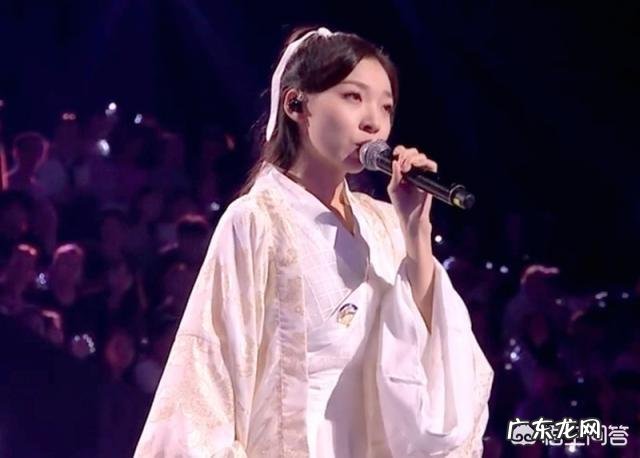 为什么《中国好声音》新晋导师李荣浩能够在导师对决中笑到最后?