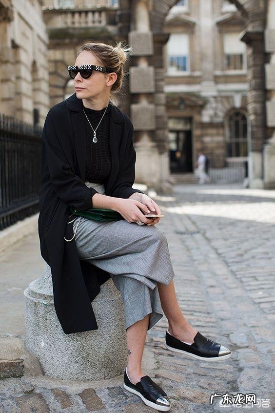 简单直接的服装颜色搭配技巧有哪些?