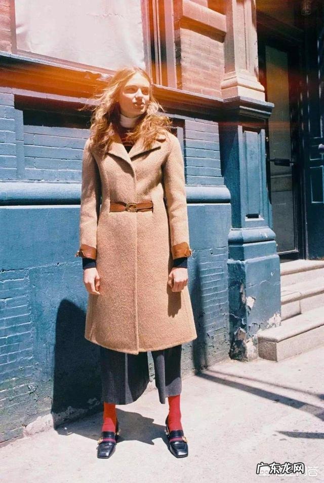 冬天你会穿薄丝袜吗？怎么搭配？