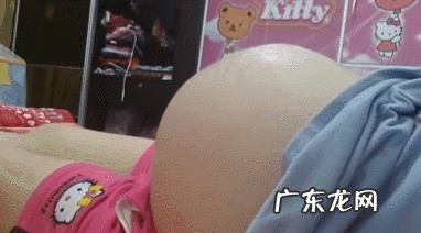 孕晚期胎动总在右边正常吗?对胎儿有没有影响?