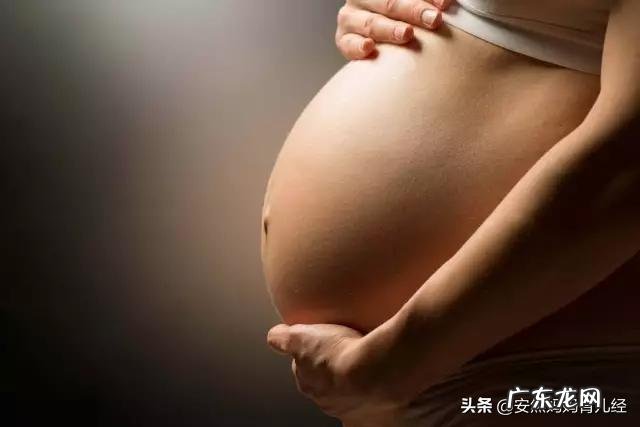 孕晚期胎动总在右边正常吗?对胎儿有没有影响?