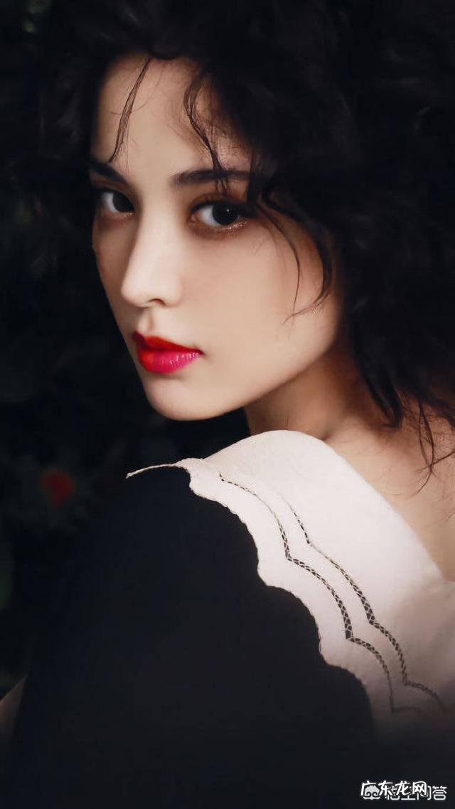 画眼线怎么才能不晕妆?