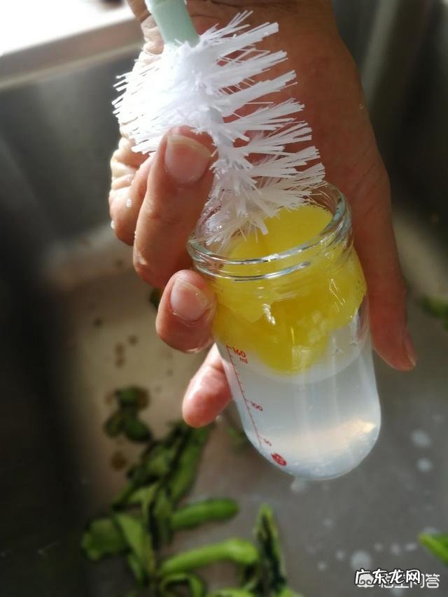 玻璃奶瓶应该如何消毒?