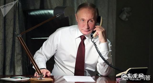 俄罗斯和乌克兰总统通电话了!未来普京和泽连斯基会怎样推动俄罗斯乌克兰关系发展?