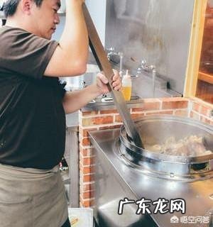 过桥米线的正确做法是什么样的?