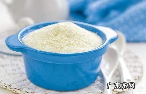 婴儿奶粉排行榜10强哪个品牌宝宝吃了不易上火?