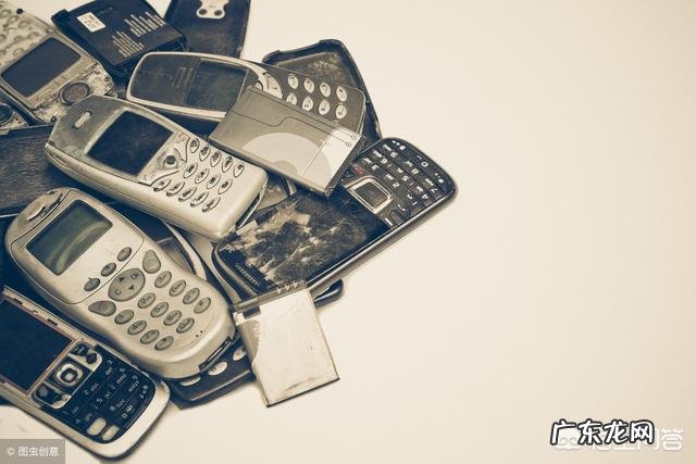 有人到农村收“废旧手机”,用手机换盆,收来做什么?