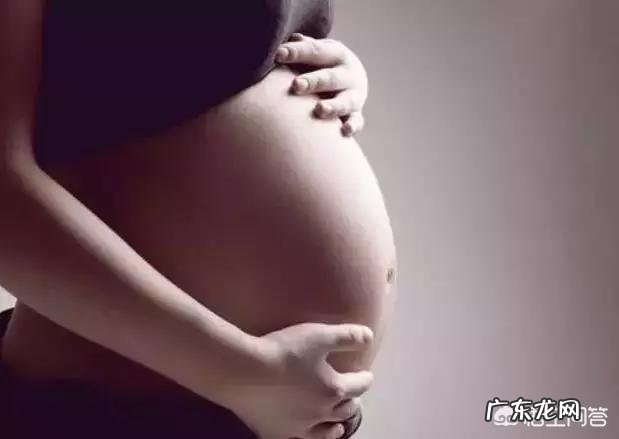 怀孕快三个月时会感觉到肚子里的宝宝在动,是胎动吗?