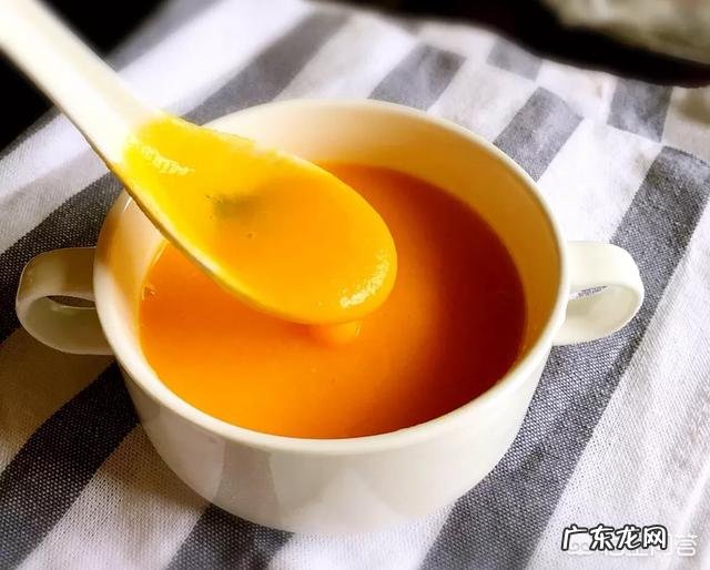 要给宝宝添加辅食，婴儿的米粉怎么吃？