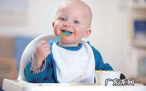 要给宝宝添加辅食，婴儿的米粉怎么吃？