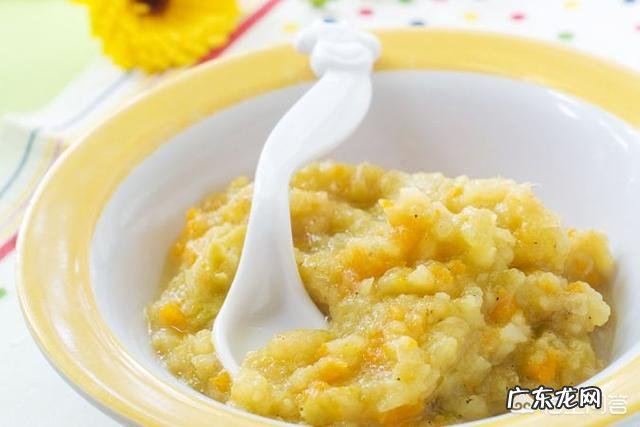 要给宝宝添加辅食,婴儿的米粉怎么吃?