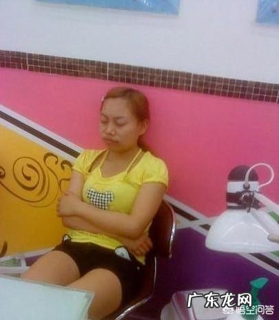 凤姐在美国做什么工作?