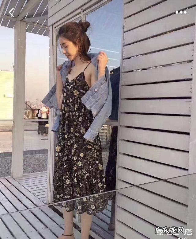 有些人会觉得碎花裙很土,你怎么看?