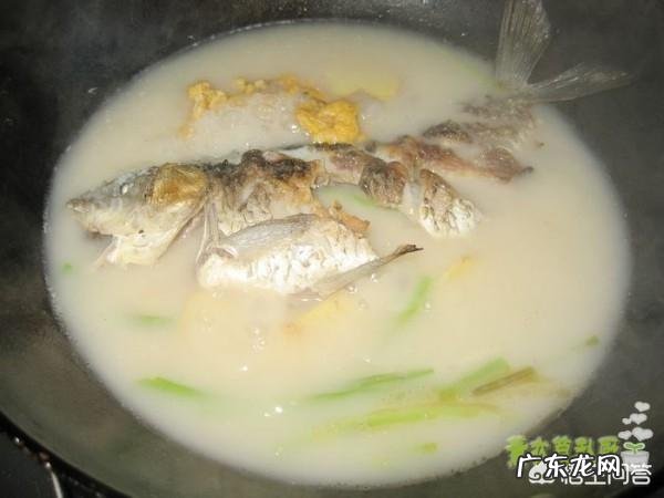 如何将鲫鱼豆腐汤做得更加鲜美?