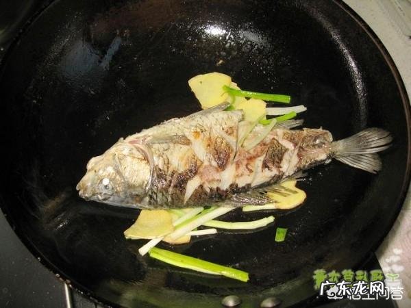 如何将鲫鱼豆腐汤做得更加鲜美?