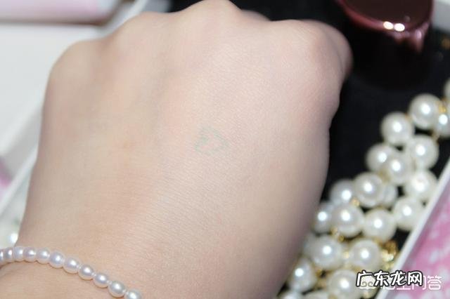 月生活费只有500的大学女生如何学习化妆？