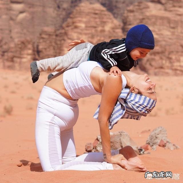宝妈如何才能边练瑜伽边带娃?