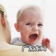 婴儿为什么睡着了会吃奶？