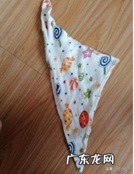 小孩的衣服污渍太多洗多次洗不干净，有没有小妙招？