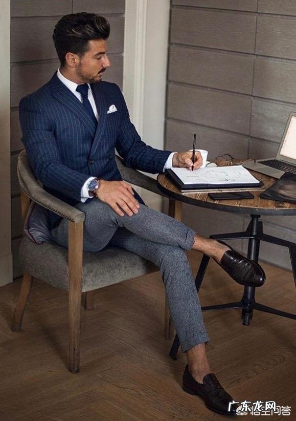 如何通过服装搭配技巧让自己变得更加有气场?