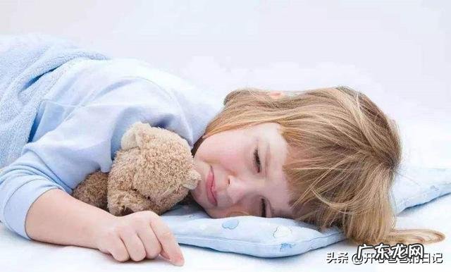 如何与两岁的小宝宝相处?