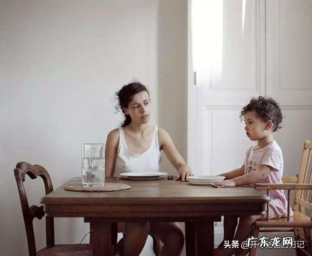 如何与两岁的小宝宝相处?