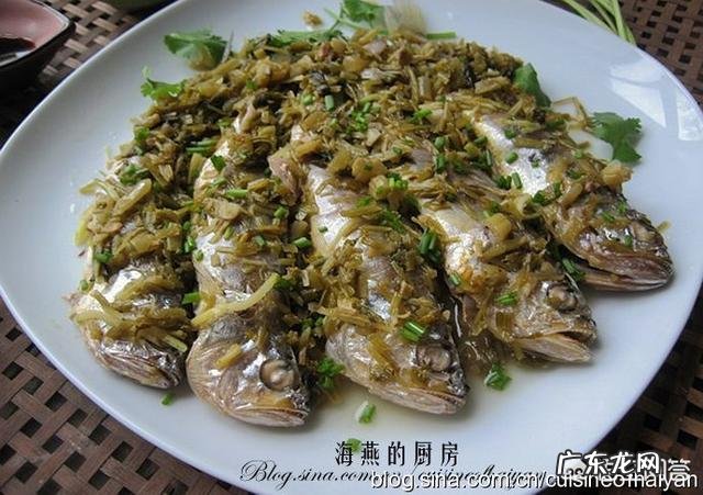 清蒸鱼怎么做才能既美观又美味?