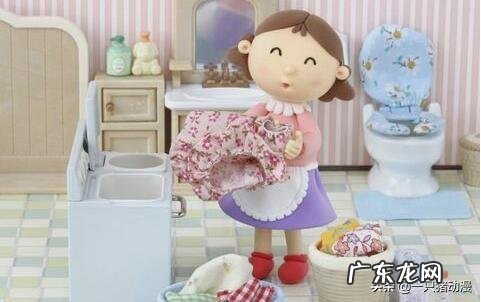 白色衣服上有霉点,用什么可以有效去除?