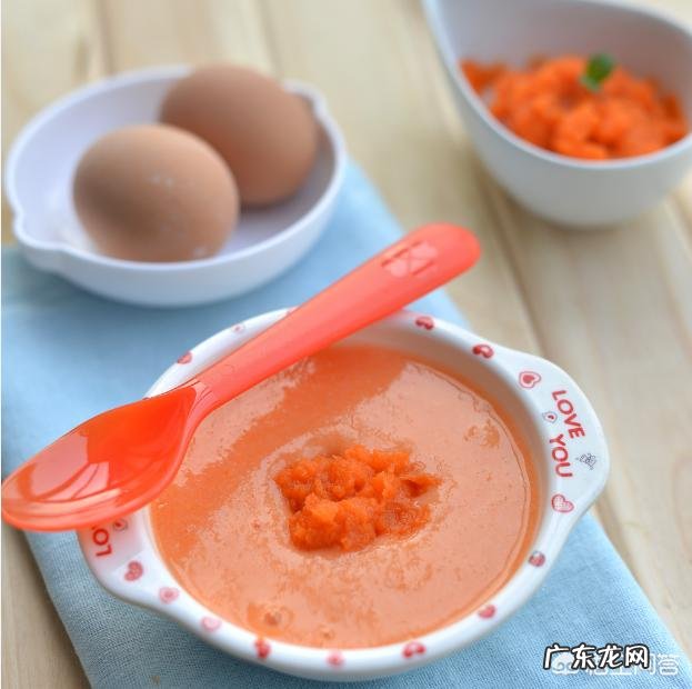 宝宝快五个月了,添加什么辅食比较好?