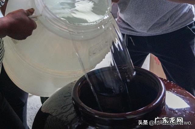 女人每天晚上喝一点杨梅泡的酒，有什么好处？