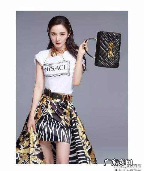 白色衣服长时间没有穿换季了,拿出来穿变黄了,怎么办呢?