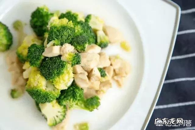 宝宝不太喜欢吃饭,想换一些做饭的花样,2岁宝宝一周的菜谱该怎么搭配?