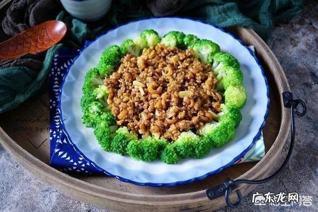 宝宝不太喜欢吃饭,想换一些做饭的花样,2岁宝宝一周的菜谱该怎么搭配?