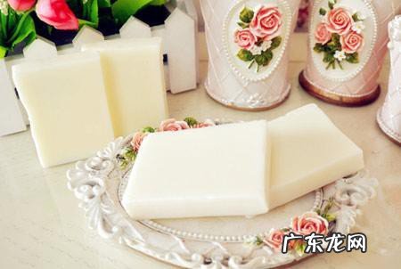 可以用香皂洗脸吗