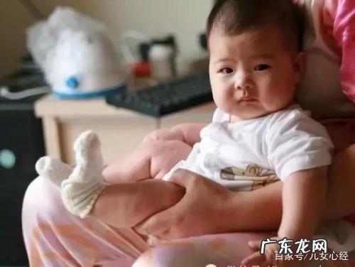 孩子几个月可以把尿?