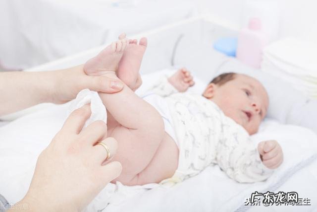 宝宝攒肚最多一次能攒几天?