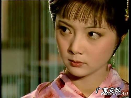 凤姐敢开贾母、黛玉等人的玩笑,为何却不敢调侃自己的表妹薛宝钗?