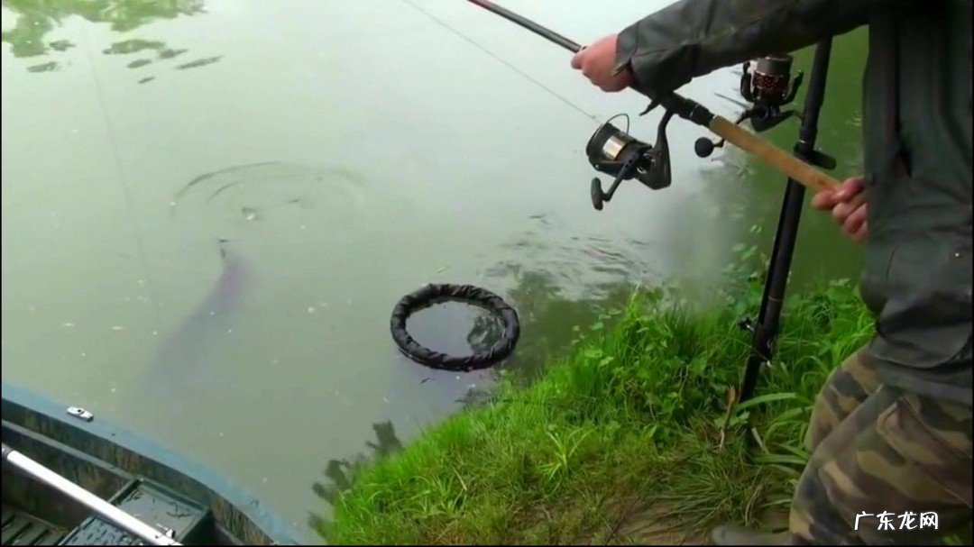 怎么做鱼饵甩杆