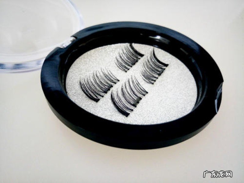 磁石睫毛对眼睛有伤害吗