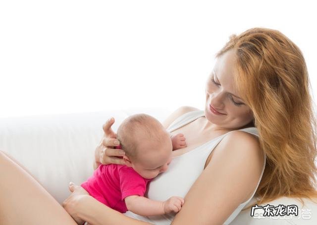 新晋妈妈如何喂奶?喂哺母乳时需要注意哪些方面?