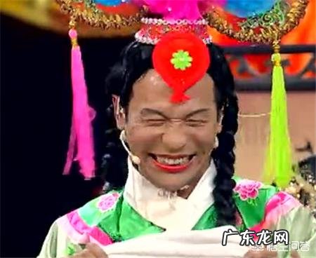 夏天适合做什么颜色的美甲？