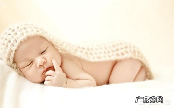 新生宝宝如何正确的喝水？