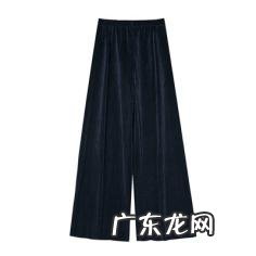 大腿不直但腿瘦，穿什么裤子显得腿直？