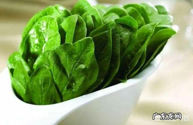 菠菜鸡蛋饼怎么做才好吃？