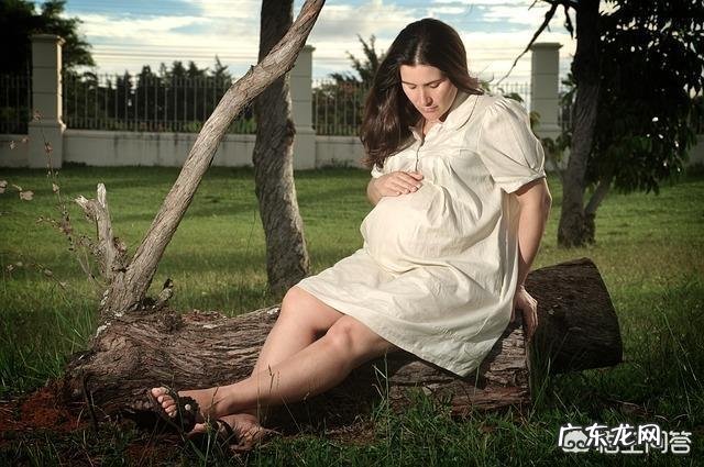 怀孕七个月孩子三斤多重,正常吗?