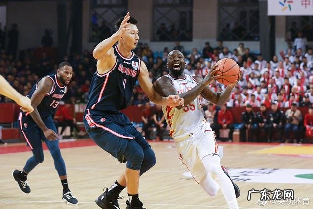 cba第4轮吉林队再次扮演杀手角色,主场击败广东队,为什么广东球迷怪裁判?