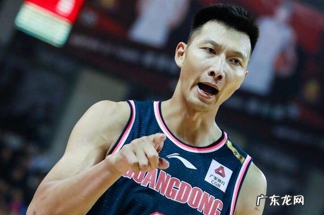 cba第4轮吉林队再次扮演杀手角色，主场击败广东队，为什么广东球迷怪裁判？