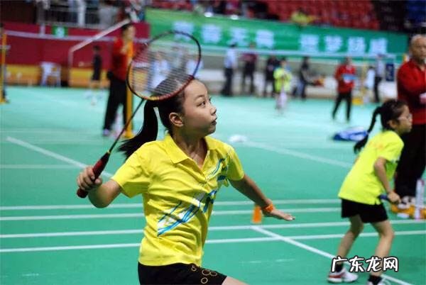 每天打羽毛球有什么好处?经常打羽毛球锻炼身体哪里的肌肉?