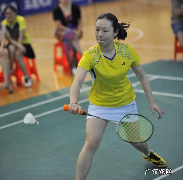 每天打羽毛球有什么好处?经常打羽毛球锻炼身体哪里的肌肉?